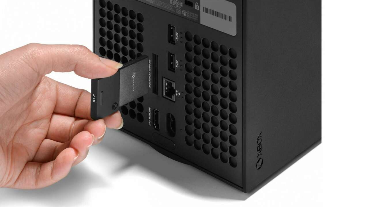 Xbox Series X | S Tarjetas de expansión de almacenamiento de 2TB y 512GB que llegarán más adelante este año