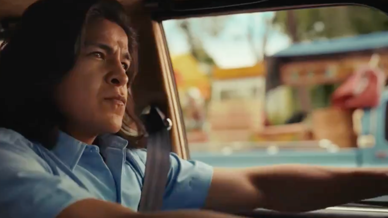 El tráiler de acción en vivo de Forza Horizon 5 presenta a Ted Lasso Star y Karol G