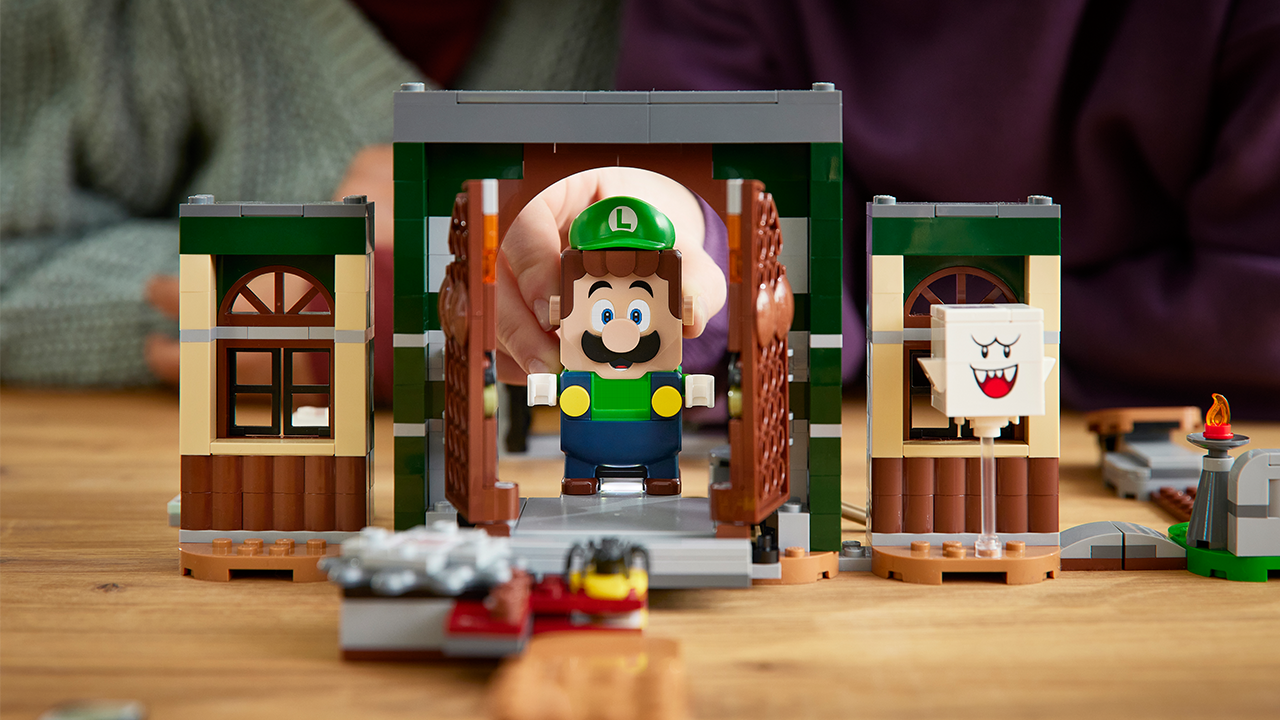 Los sets de la mansión LEGO Super Mario Luigi anunciados como un regalo de Halloween