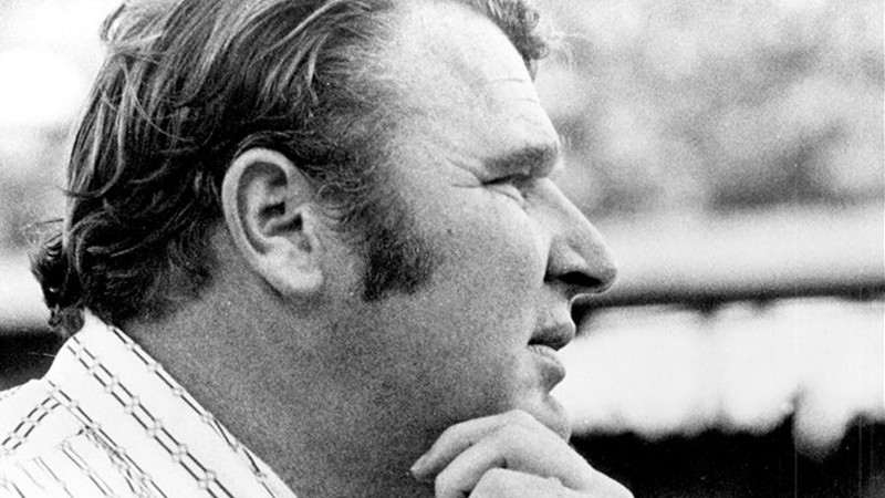 El entrenador del Salón de la Fama de la NFL, comentarista legendario e ícono de los videojuegos John Madden ha fallecido