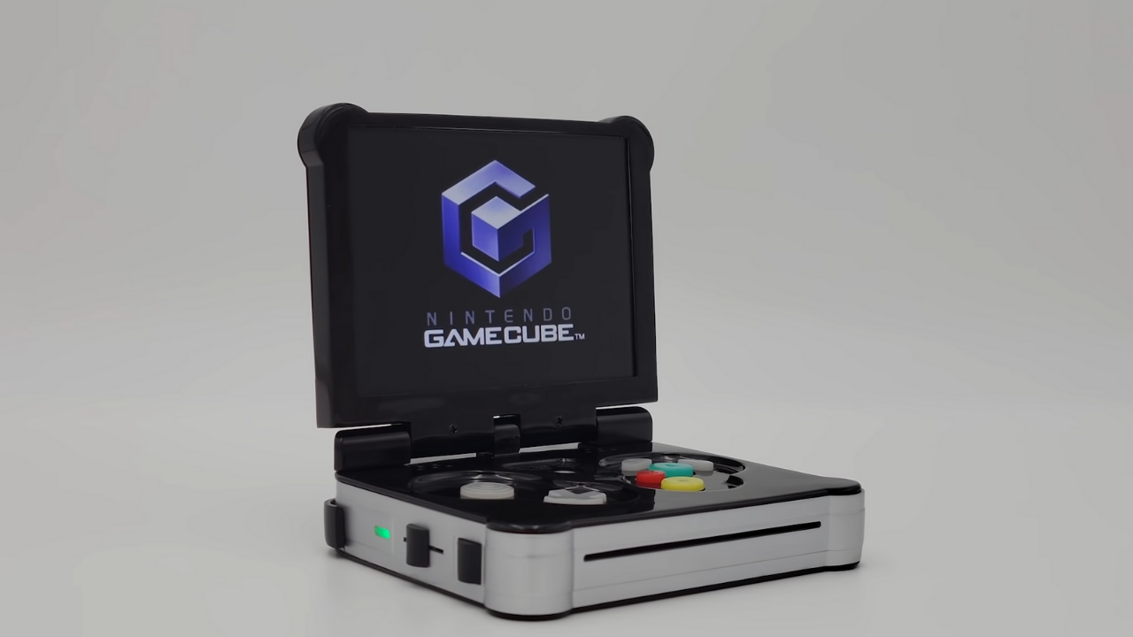 Un modder convirtió un diseño portátil falso de GameCube en una computadora de mano real