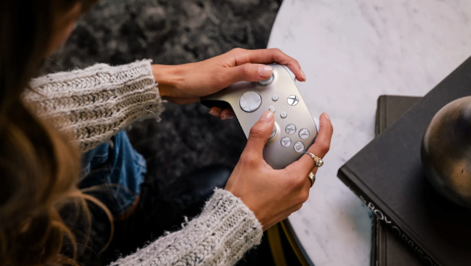 Controlador Xbox Lunar Shift disponible ahora por $ 70