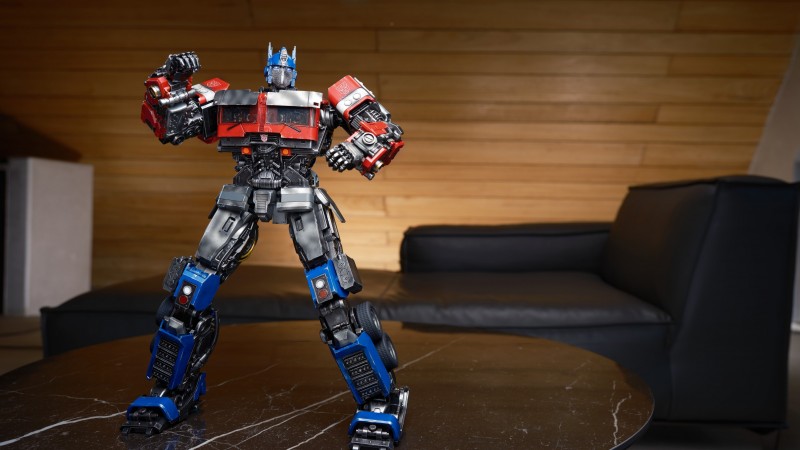 Nuevas respuestas coleccionables de Optimus Prime a los comandos de voz