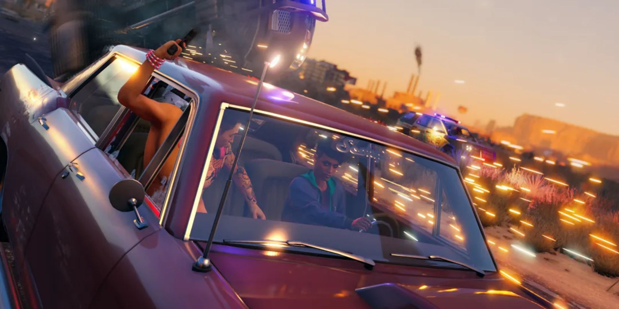 Captura de pantalla de Saints Row de Boss y Kev alejándose en un automóvil de la policía y sosteniendo un arma por la ventana del automóvil.