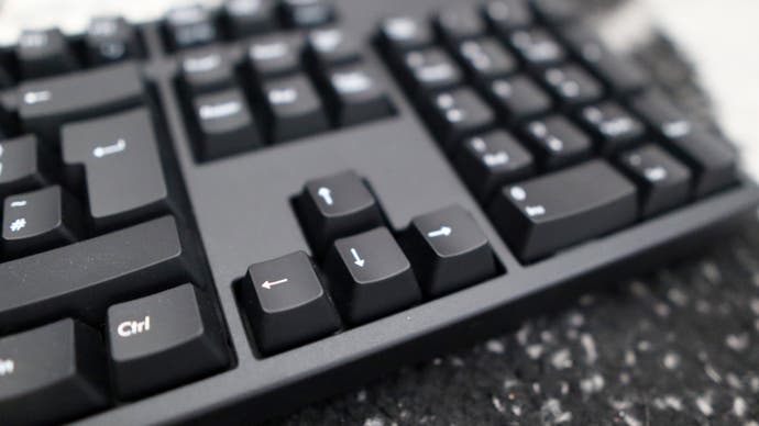 Teclado mecánico Filco Majestouch 3, diseño británico de tamaño completo, en negro