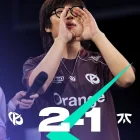 Karmine Corp: victoria por 2-1 que eclipsa las esperanzas de Fnatic en los playoffs. Fnatic's Playoff Hopes Fade as Karmine Corp Secures 2-1 Victory to Take Top Spot