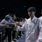 TJ Sports Multas BLG: $22,160 por una interacción fallida con un fan y estalla la controversia. TJ Sports Fines BLG’s Bin $22,160 Over Missed LPL Fan Interaction