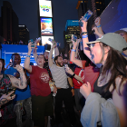 Pokémon GO: Una celebración gigante en Nueva York por su décimo aniversario, y el entusiasmo va en aumento. Pokémon GO Celebrates 10 Years with Massive NYC Celebration